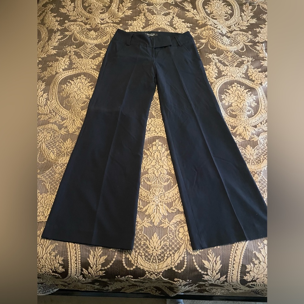 Signature by Larry Levine Women's Black Dress Pants Size 6 Great condition!